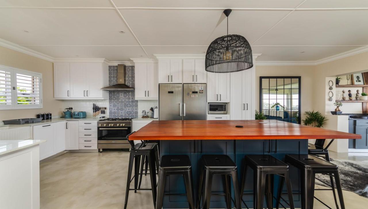 17 Malibu, Beverly Hills Estate Apartment