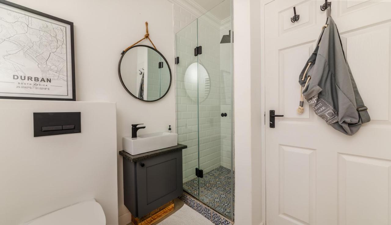 17 Malibu, Beverly Hills Estate Apartment Ballito