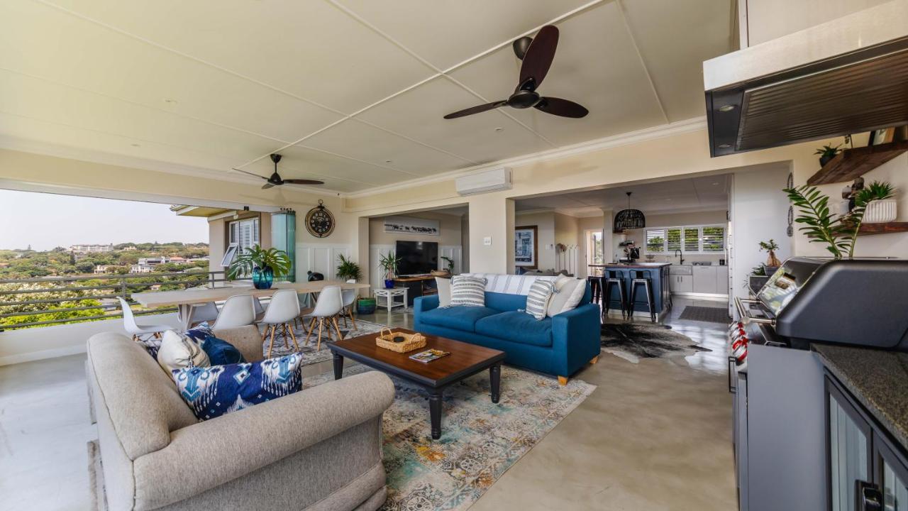 Apartment 17 Malibu, Beverly Hills Estate