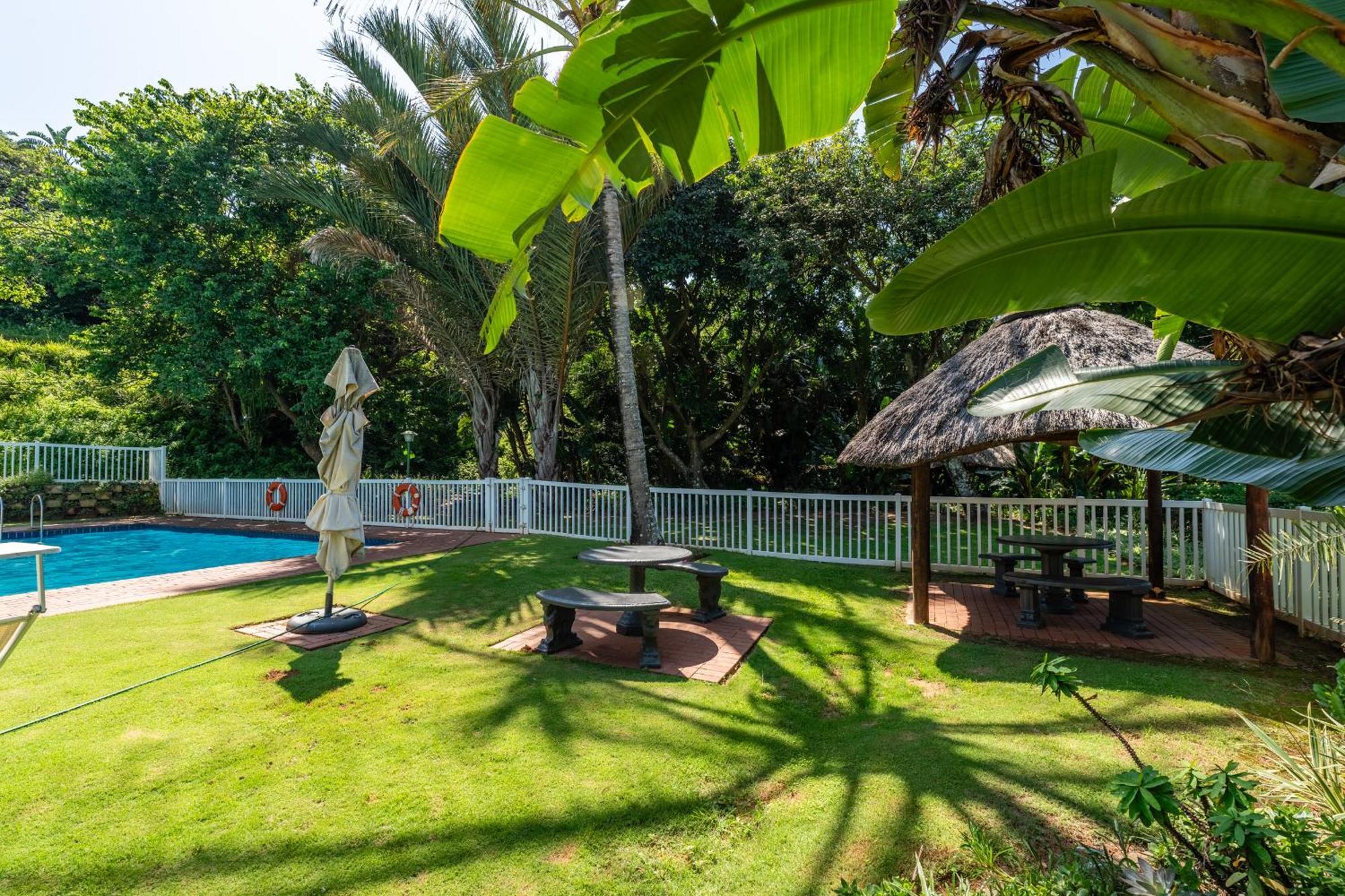 17 Malibu, Beverly Hills Estate * Ballito