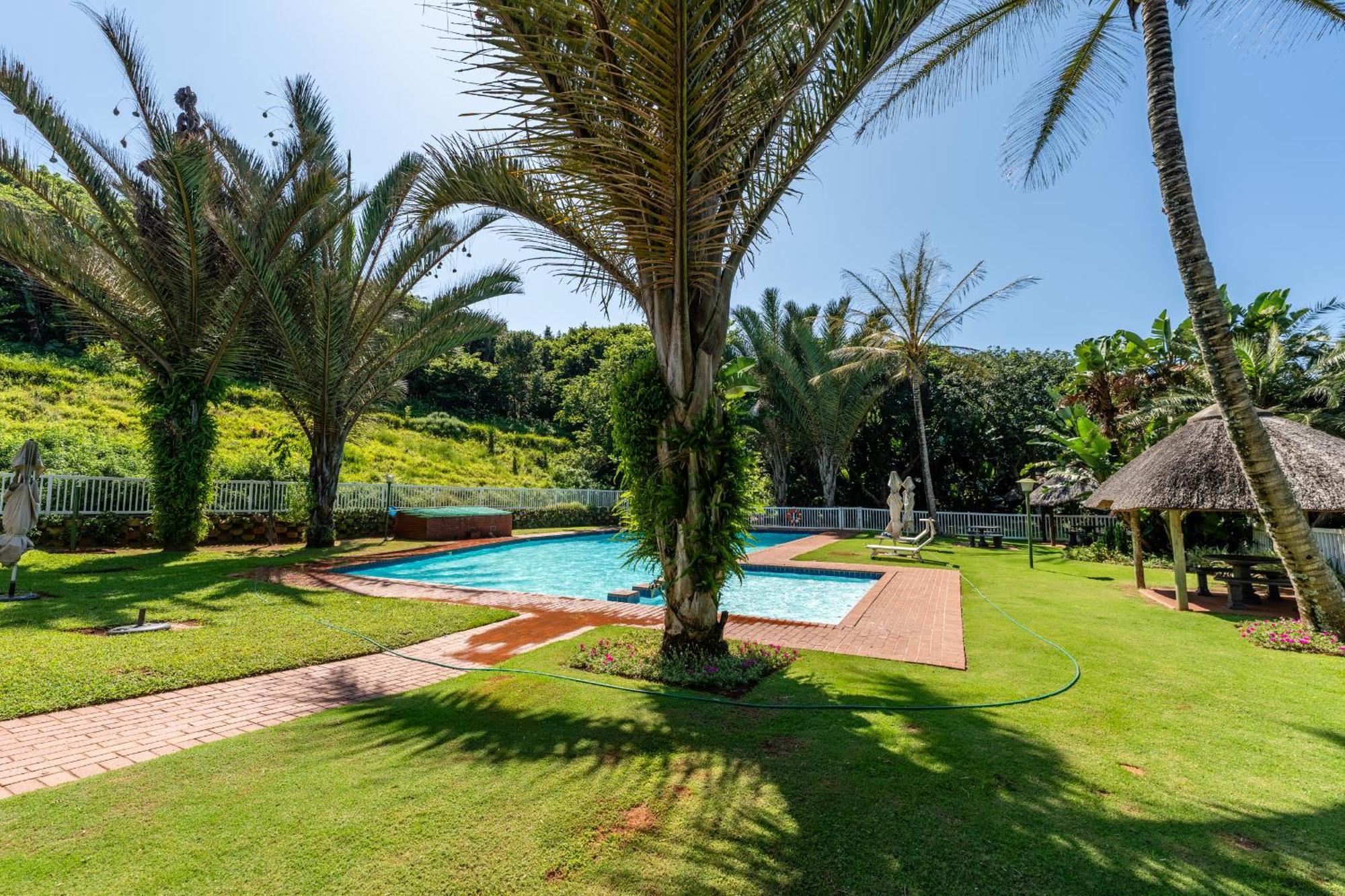 17 Malibu, Beverly Hills Estate *