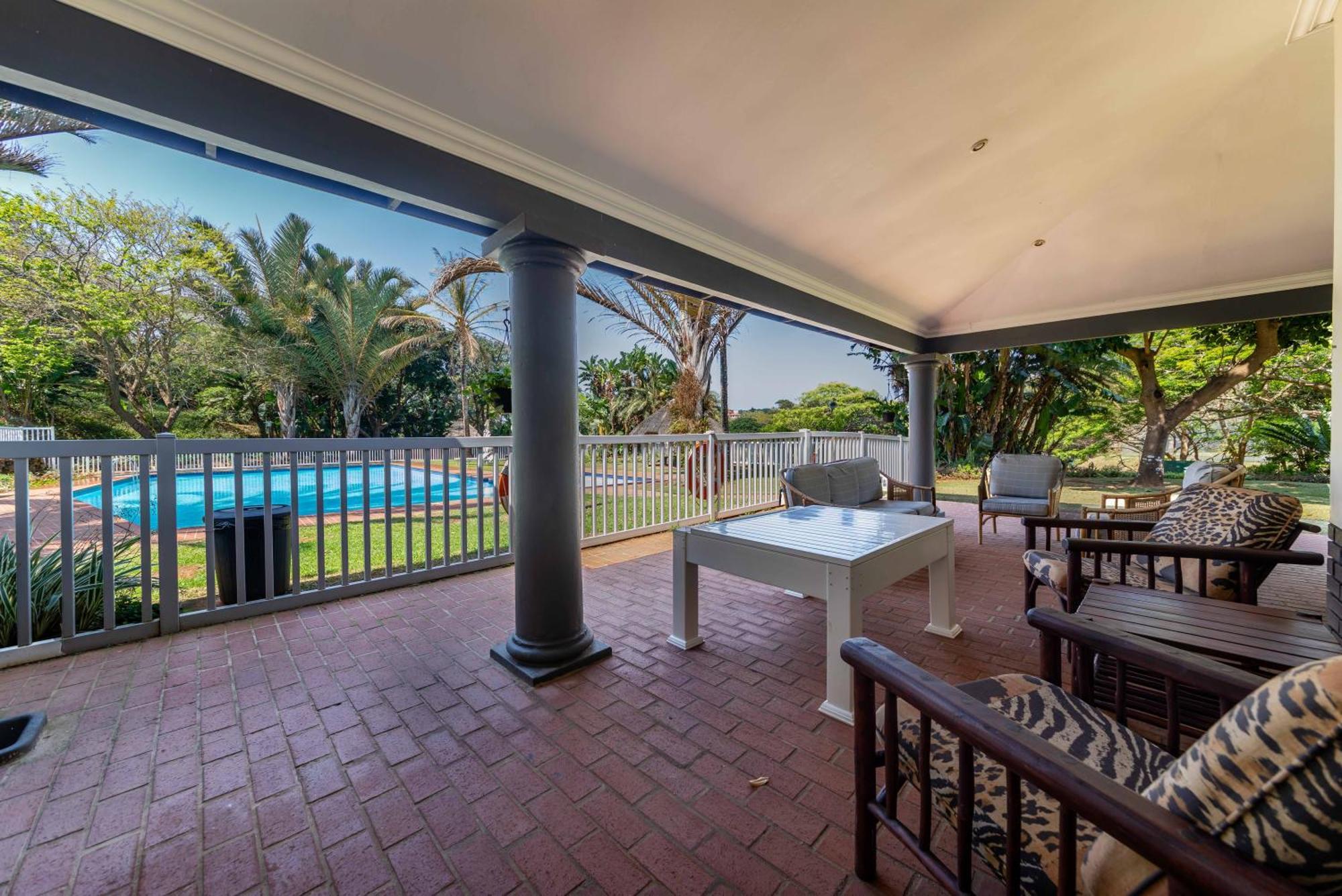 17 Malibu, Beverly Hills Estate * Ballito