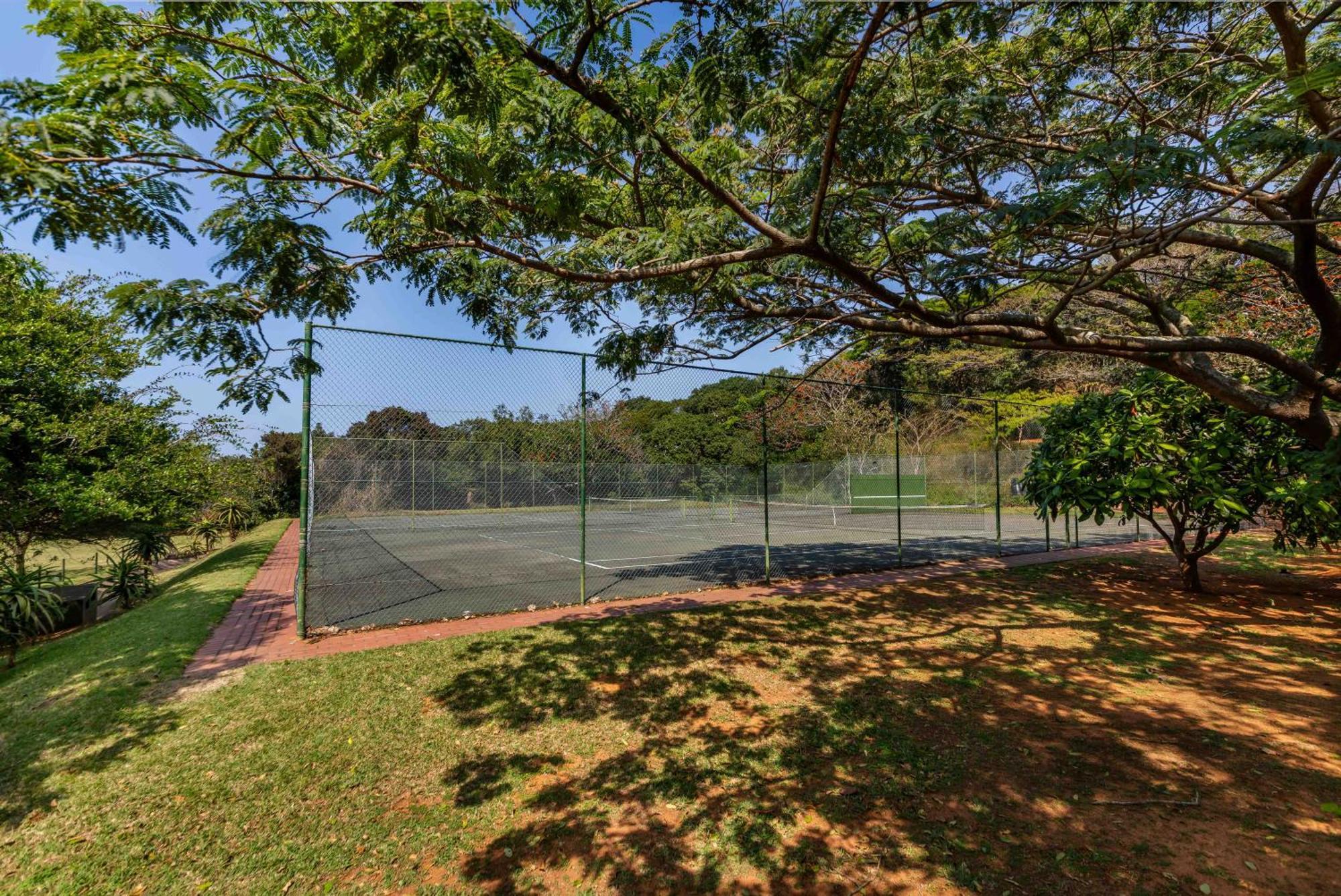 17 Malibu, Beverly Hills Estate *
